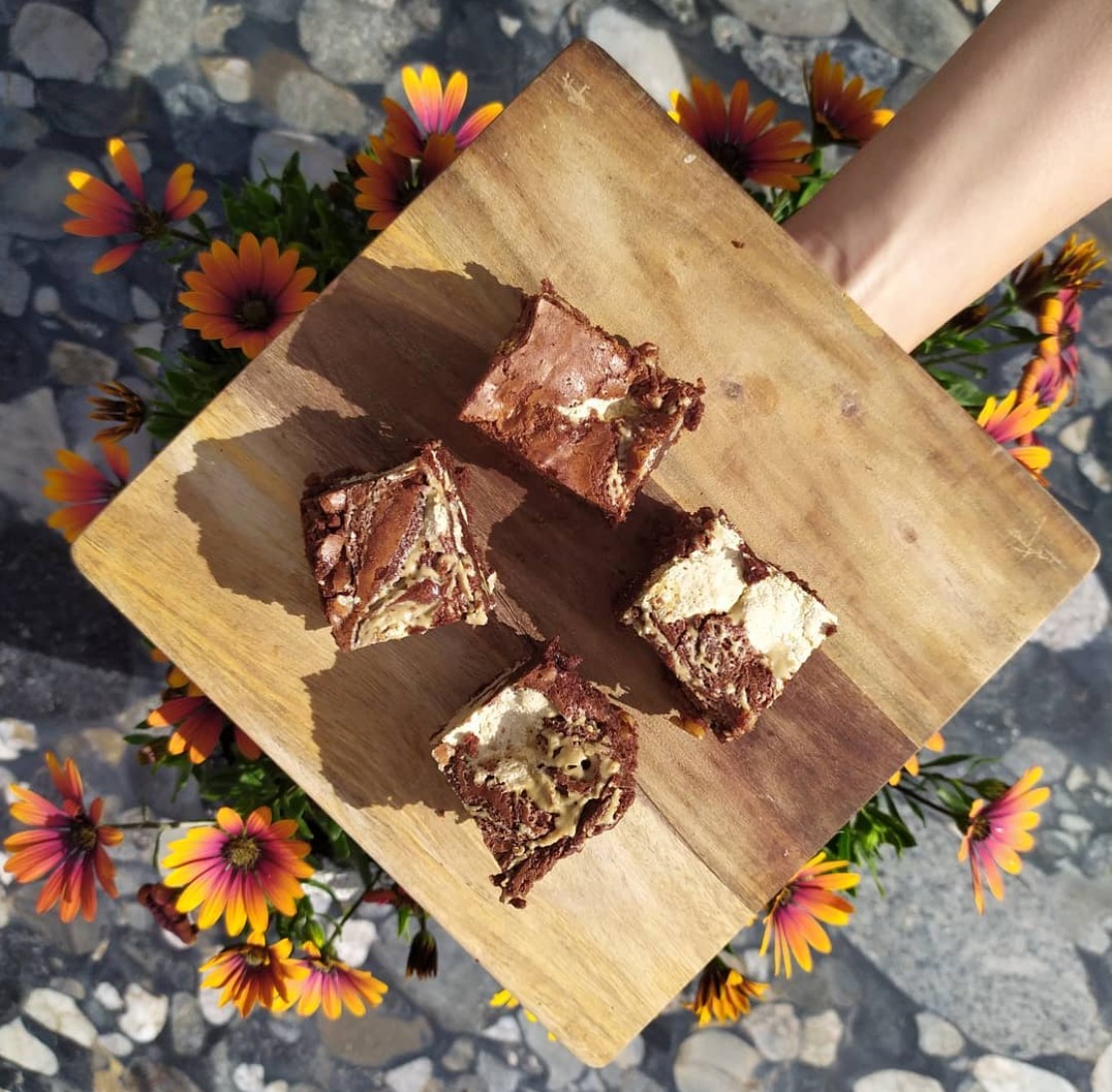 Brownie met tahin en halva